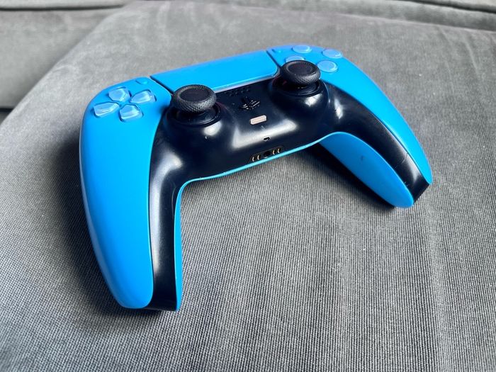 PS5 controller, magnetic joysticks installed