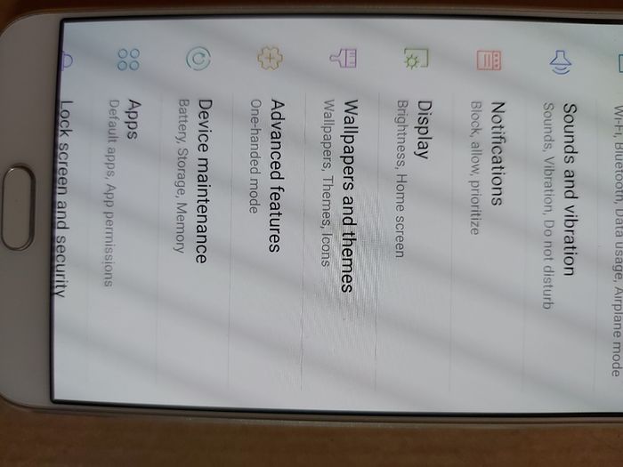 Samsung Galaxy A8, 32GB, 2GB Ram, Model SCV32, Android 7.0, in excellent cosmetic and working Condition