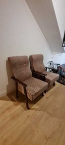 2x arm chairs