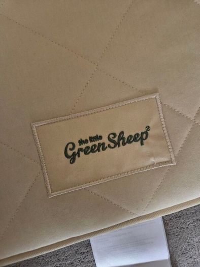 The little green sheep natural snuzpod mattress