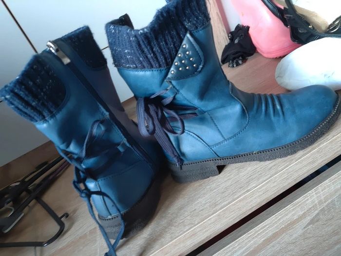navy boots size uk 2 worn once