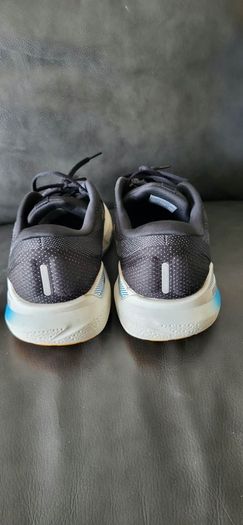 Brooks Adrenaline GTS 24 running shoes - UK 10.5