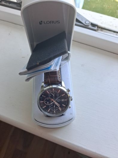 lorus mens watch