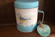 brand new bird print vintage style flour shaker