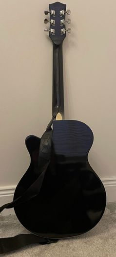 Acustic Guitar Tiger
