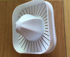 2 in 1 Orange/Grapefruit and Lemon Squeezer
