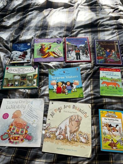 Free bundle of approx 40 books