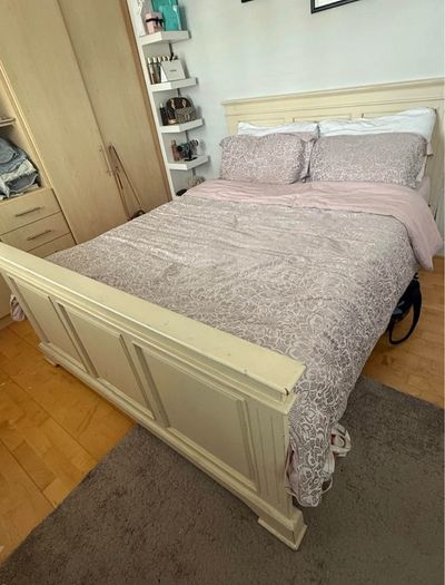 Harvey Norman king size Bed
