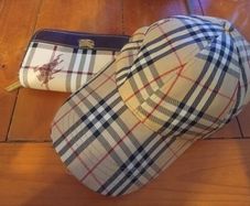 Burberry cap & wallet bundle