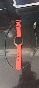 Strap & charger for Fitbit Versa 4