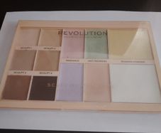 eyeshadow revolution