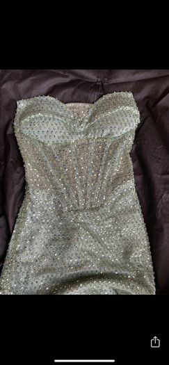 Strapless dress