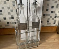 Vinegar and oil dispenser set