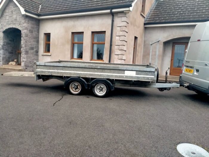 Trailer