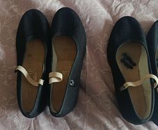 Ballet character shoes