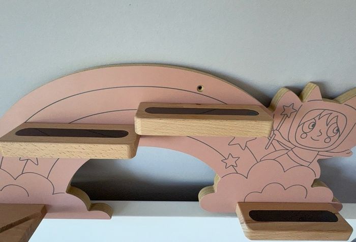 Rainbow Wooden Shelf for Toniebox and Tonies