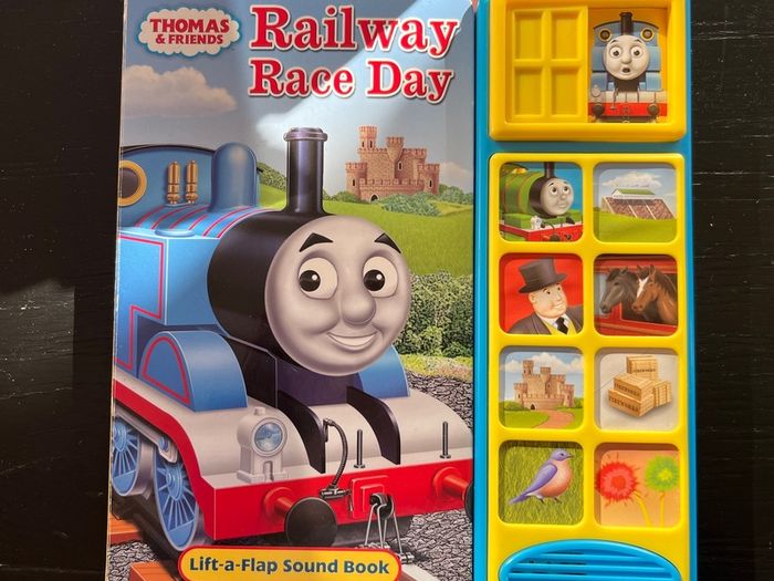 Thomas & Friends: Railway Race Day Lift-a-Flap Sound Board Book EUC