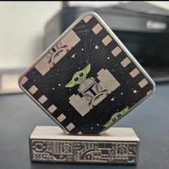 LEGO Star Wars Mandalorian Grogu Lenticular Display Metal Card Coin