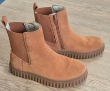 Clarks boots girls size 2andhalf