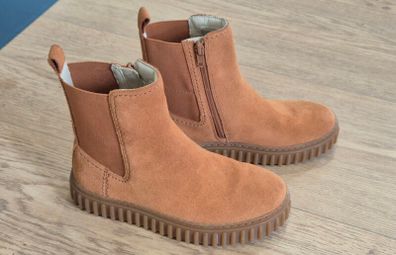 Clarks boots girls size 2andhalf