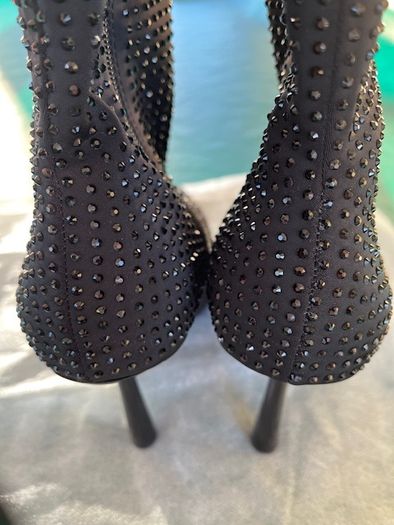 High-heel Dressy Ankle Boots With Sparkly Rhinestones Sequins Jet Black. In Excellent Condition Size Eu 39 Uk 6.   With original protective bag.