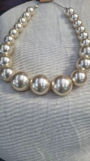 Gorgeous pearl necklace