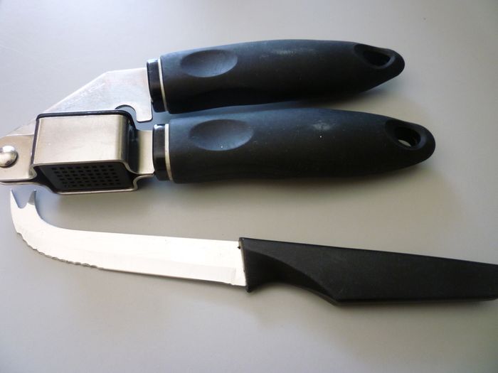 Turkey Fork Lift Prongs, Newbridge Vintage Knife, Spoons, garlic Press 10 Items