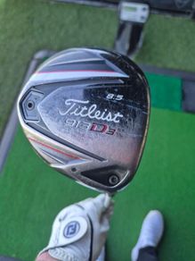 Titleist 913D3 stiff shaft 8.5