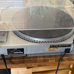 JVC Turntable