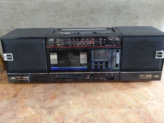 vintage JVC radio cassette PC-25E working