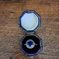Gold sapphire