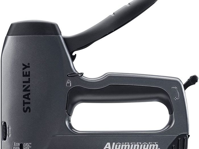 Heavy Duty  Staple Gun/Brad Nailer