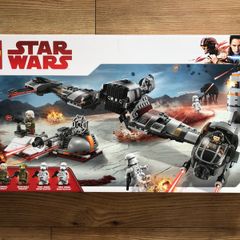 Lego Star Wars: Defense of Crait (75202)