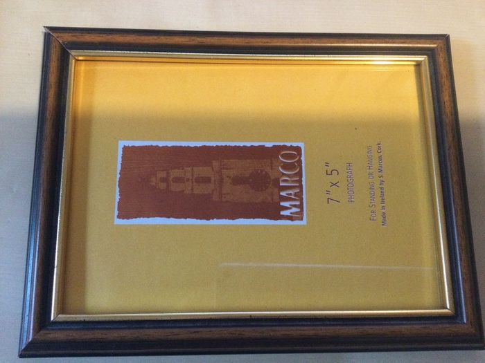 Photo frame