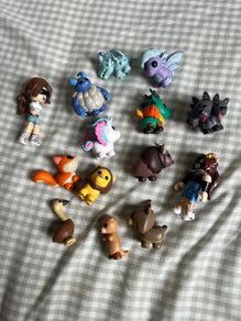 Figures adopt me