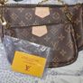 Lv dupe crossbody bag Image 6