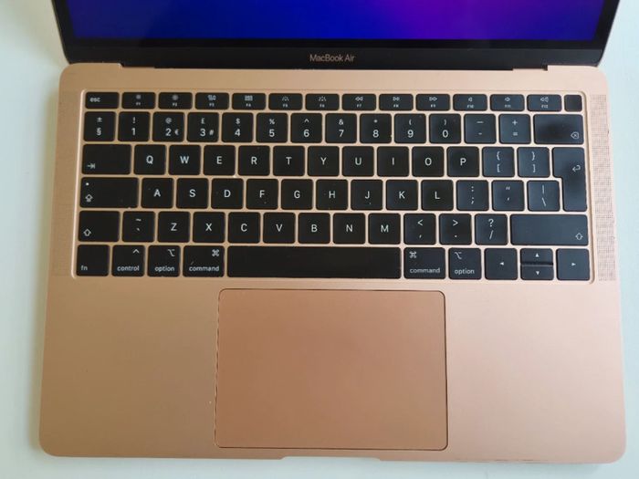 2019 Apple MacBook Air Retina 13" 8GB RAM 128GB SSD A1932 Gold