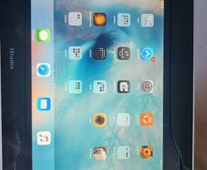 Behringer iS202 + iPad