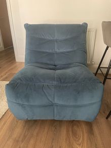DFS Swivel Rocker Recliner Chair