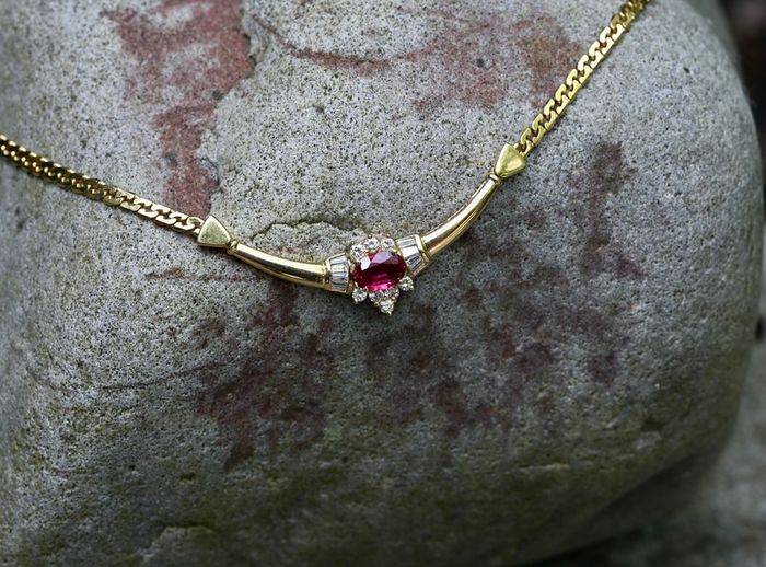 Vintage 1970s Ruby & Diamond Necklace - 18ct