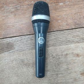 Akg D5s