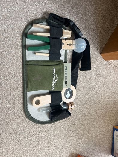 Bug finder belt