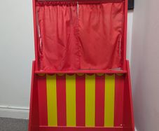 Puppet stand