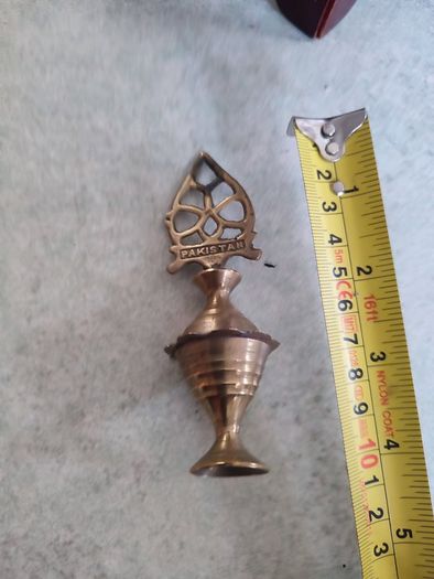 Rare find  Handcrafted Brass Eye Liner Powder Box, Antique Surma Dani . Old Brass Kohl Holder