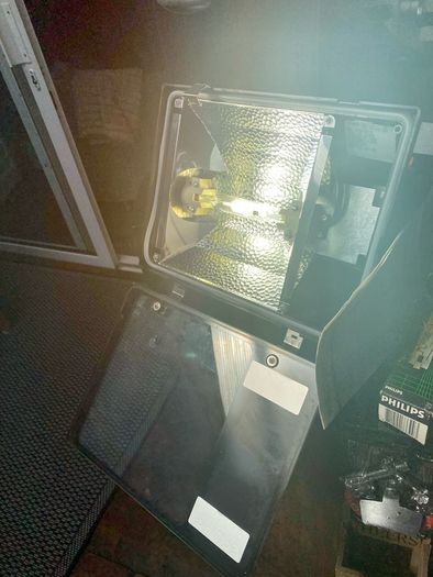 floodlight