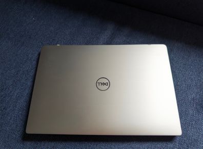 Dell Latitude 7300
