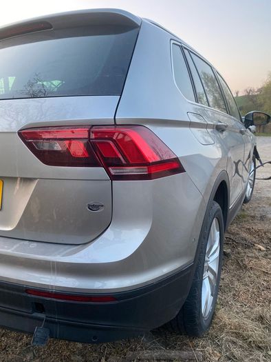 2022 Volkswagen Tiguan Breaking For Parts