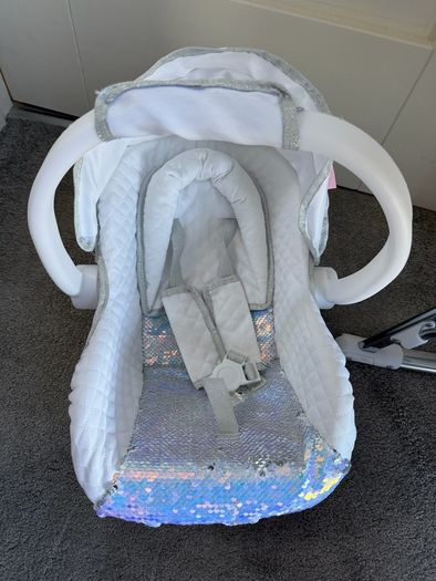 Dolls Car Seat & Bedside Crib