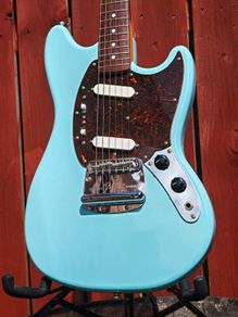 Fender Japan '69 Reissue Mustang Sonic Blue (Delivery available)