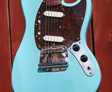 Fender Japan '69 Reissue Mustang Sonic Blue (Delivery available)